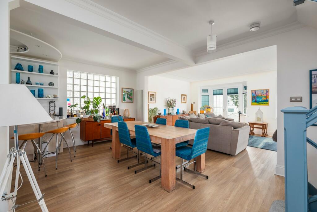 Additional property image - Chaddesley Glen, Sandbanks, BH13