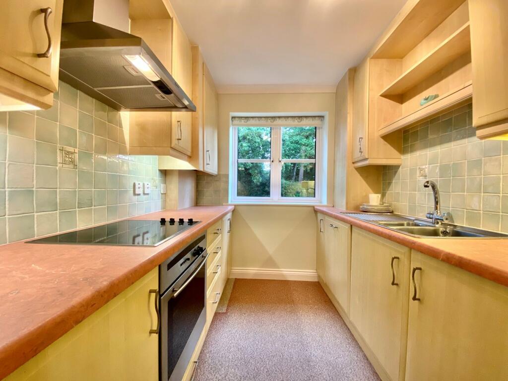 Additional property image - Parklands 31 Brownsea View Avenue, Lilliput, BH14