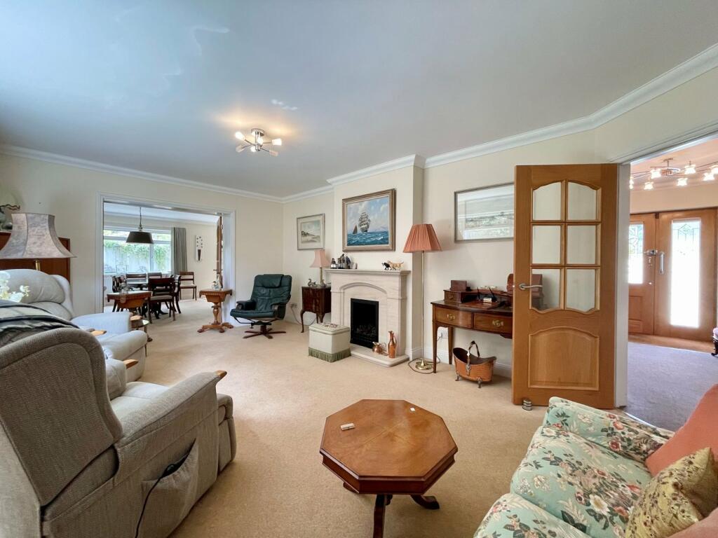 Additional image 23 of Lagado Close, Lilliput, BH14
