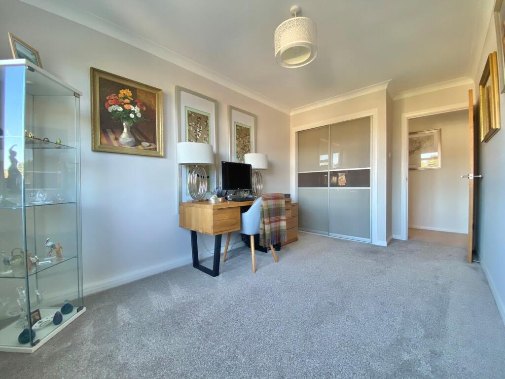 Additional property image - Farrington, 54 West Cliff Road, Bournemouth, BH4