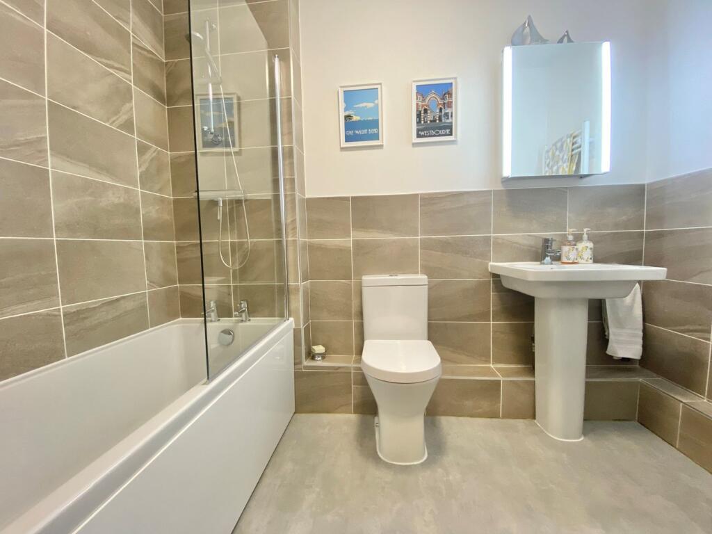Additional property image - Farrington, 54 West Cliff Road, Bournemouth, BH4