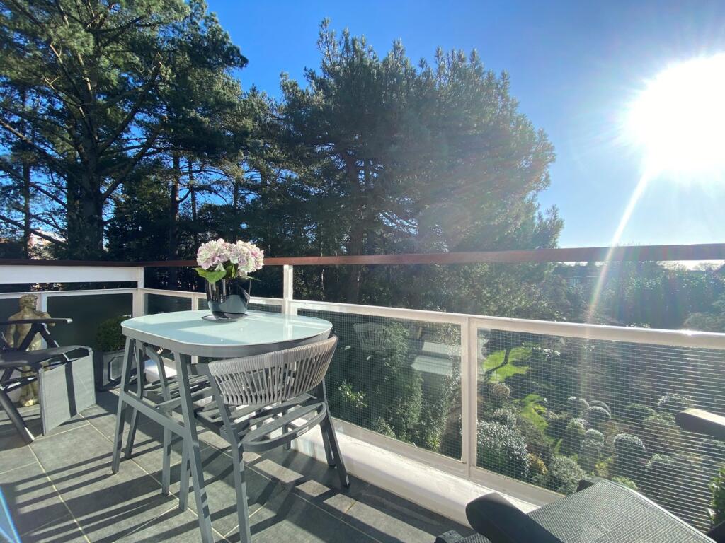 Additional property image - Farrington, 54 West Cliff Road, Bournemouth, BH4