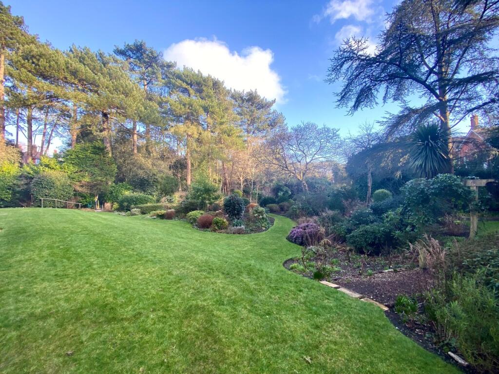 Additional property image - Farrington, 54 West Cliff Road, Bournemouth, BH4