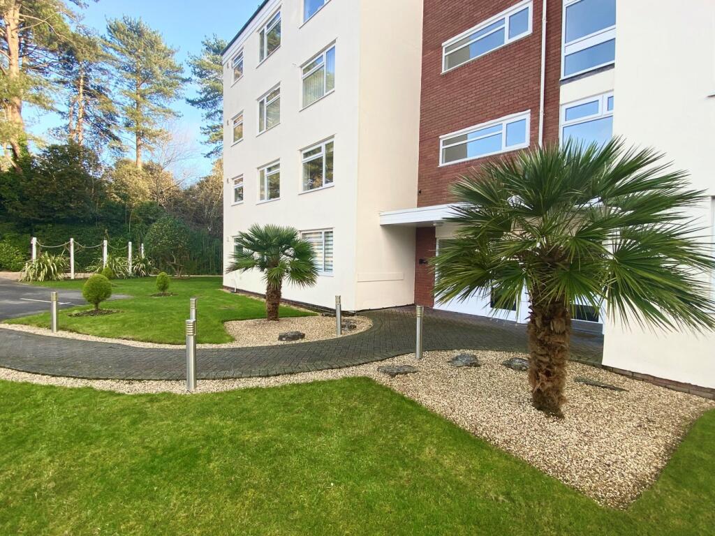 Additional property image - Farrington, 54 West Cliff Road, Bournemouth, BH4