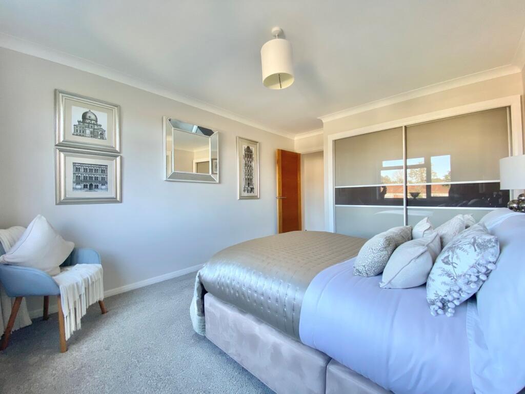Additional property image - Farrington, 54 West Cliff Road, Bournemouth, BH4