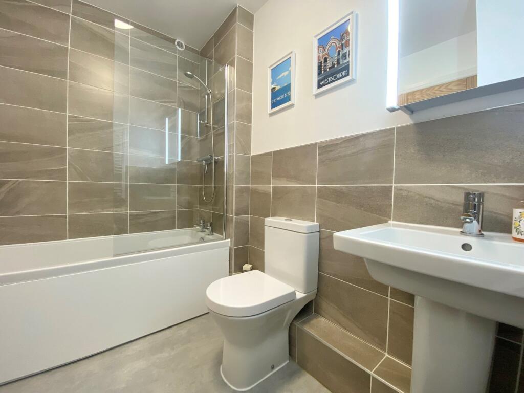 Additional property image - Farrington, 54 West Cliff Road, Bournemouth, BH4