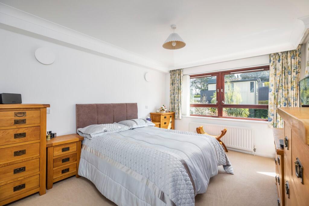 Additional property image - Honeywood House, 28-30 Alington Road, Evening Hill, BH14
