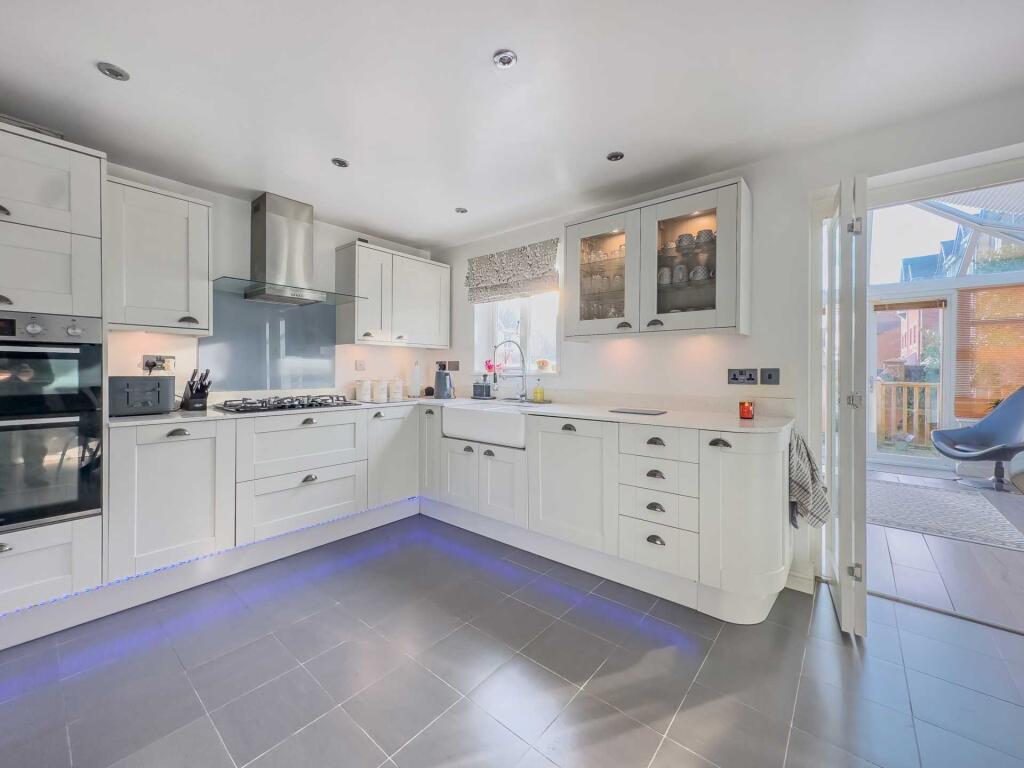 Additional property image - Fern View, Gomersal