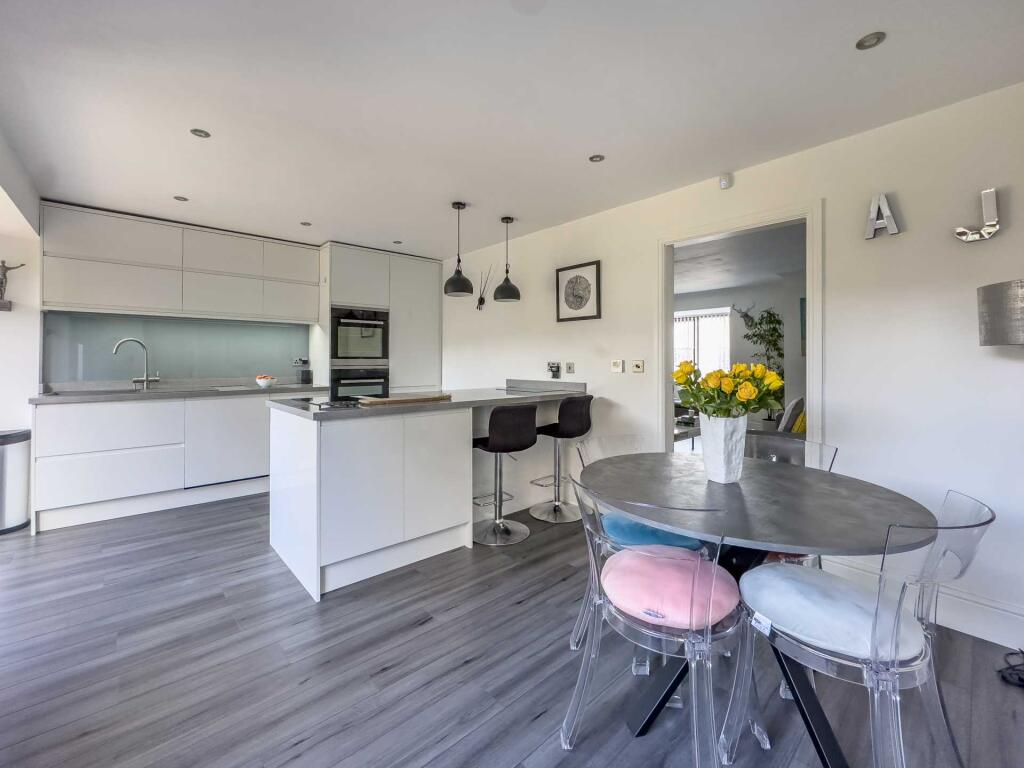 Additional property image - Popeley Rise, Gomersal