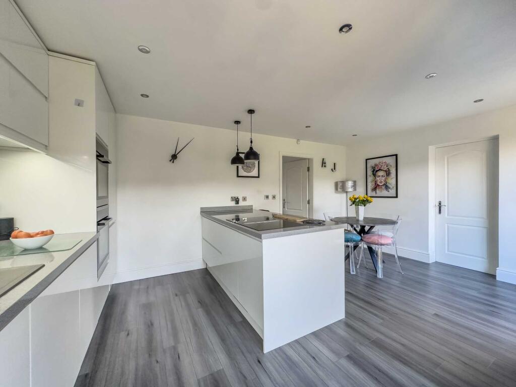 Additional property image - Popeley Rise, Gomersal
