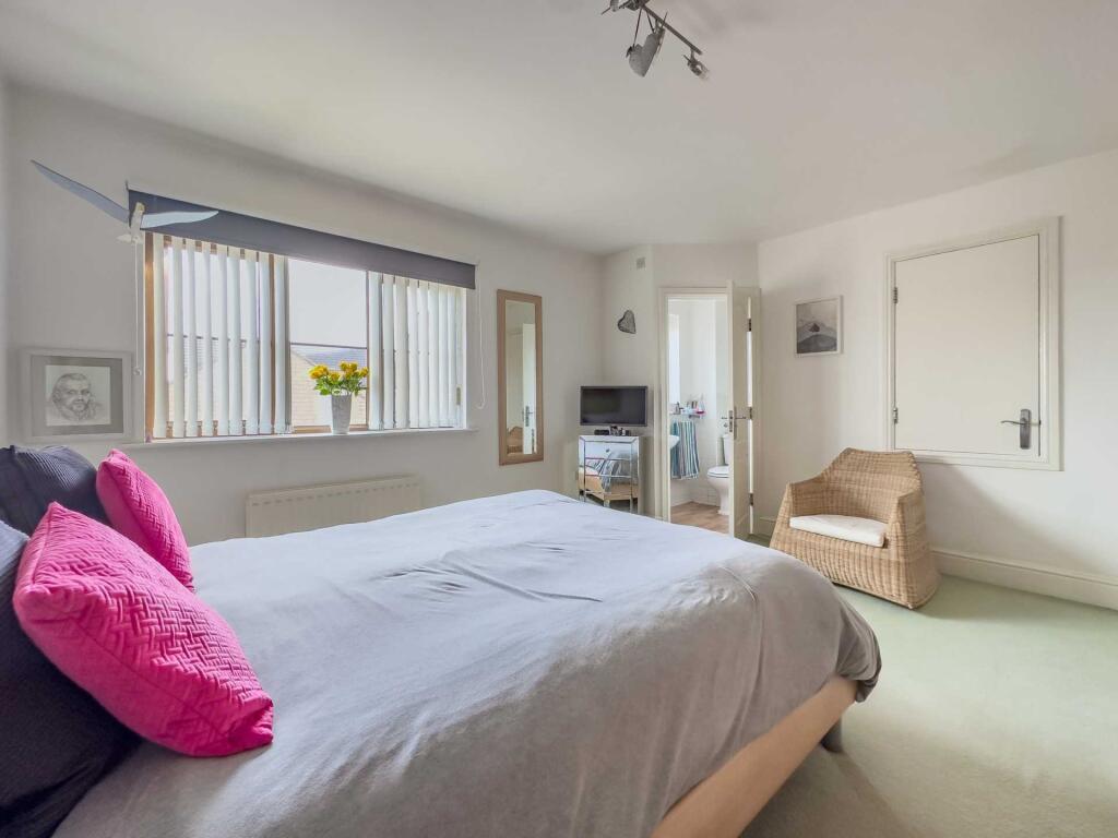 Additional property image - Popeley Rise, Gomersal