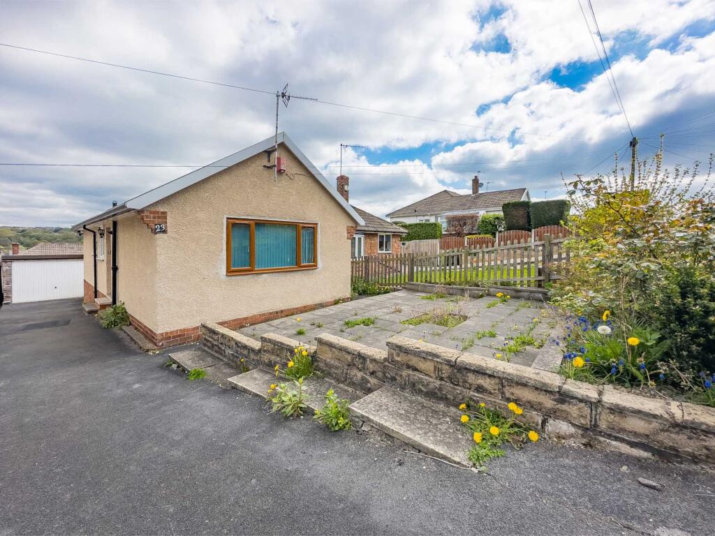Main image of property: Pyenot Gardens, Cleckheaton