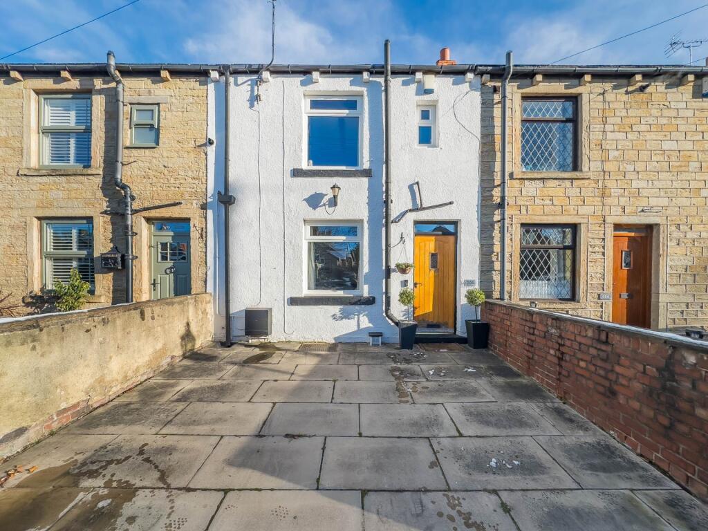 Main image of property: Bradford Road, Cleckheaton