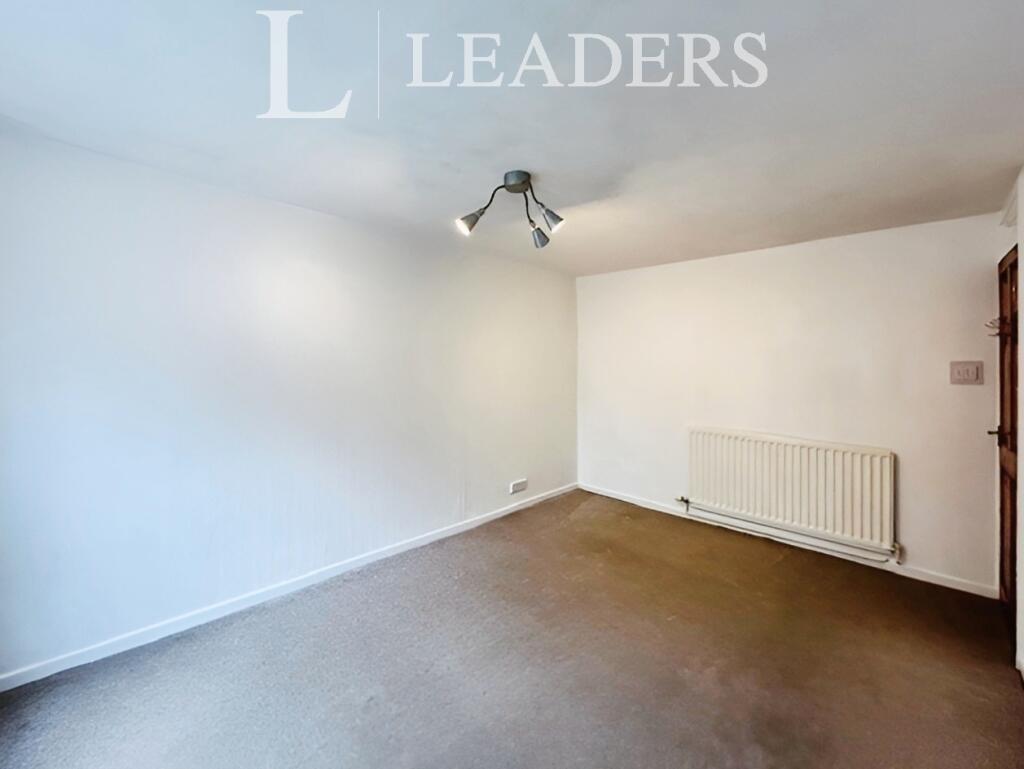 Additional property image - Highland Way, B98