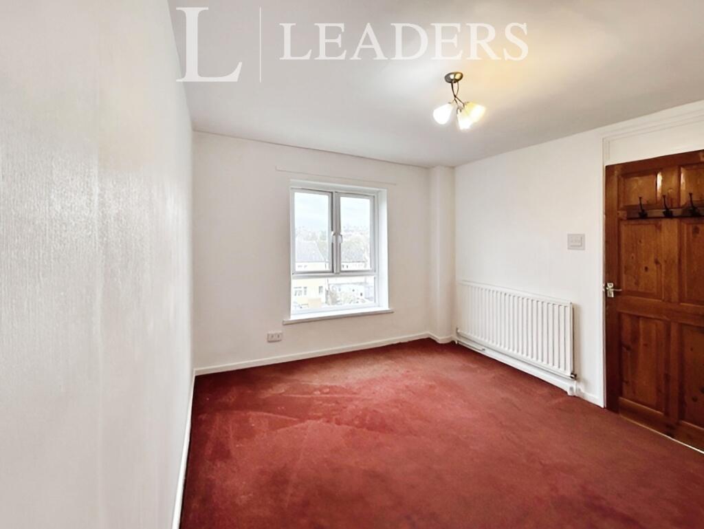 Additional property image - Highland Way, B98