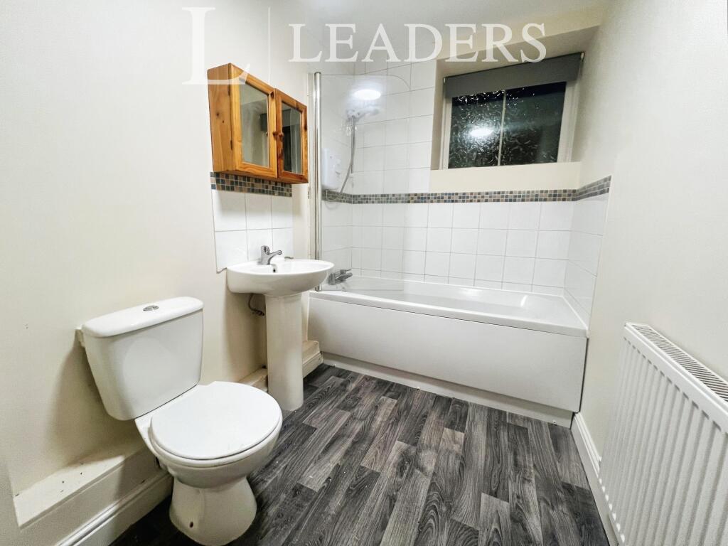 Additional property image - Southcrest, Redditch, B97