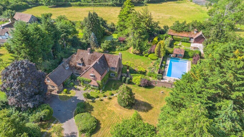 Main image of property: Green End Road, Radnage, High Wycombe, Buckinghamshire, HP14