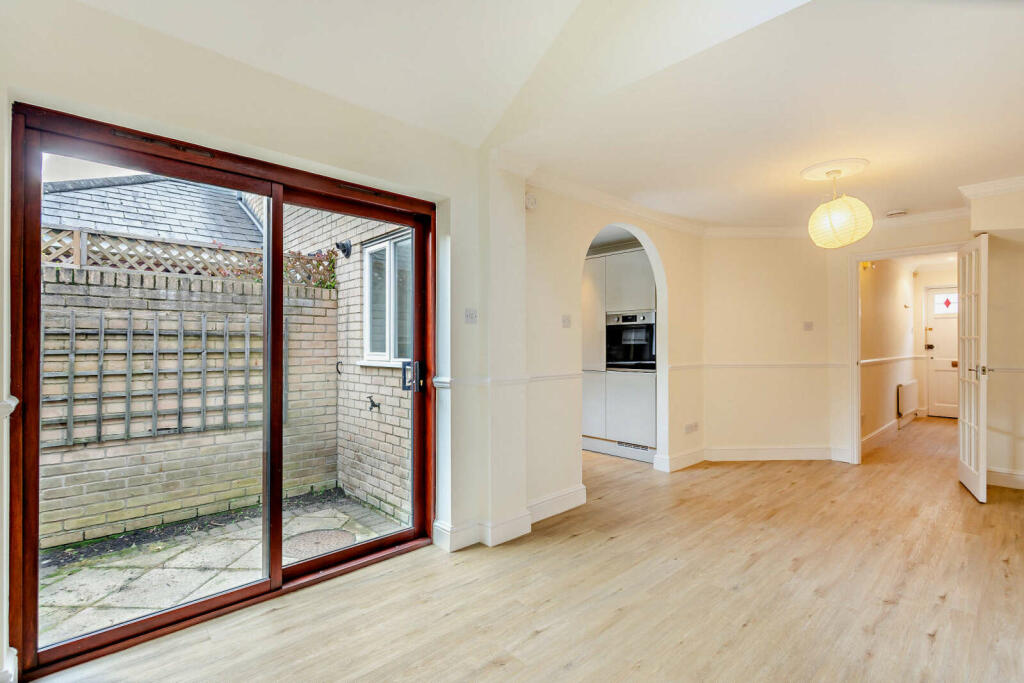 Additional property image - Cambridge Place, Cambridge, Cambridgeshire, CB2