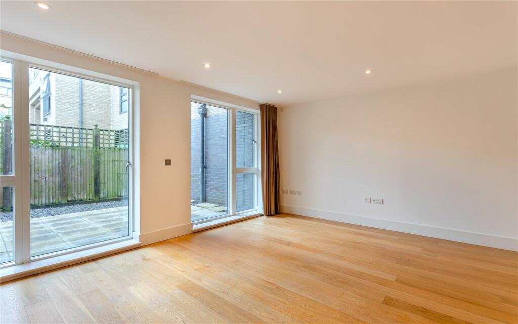 Additional property image - Kingsley Walk, Cambridge, Cambridgeshire, CB5