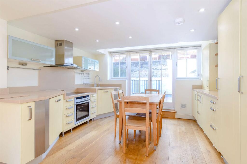 Additional property image - Little St. Marys Lane, Cambridge, Cambridgeshire, CB2