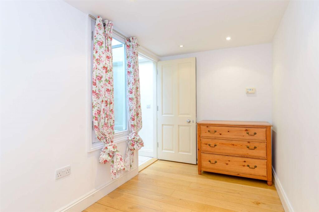 Additional property image - Little St. Marys Lane, Cambridge, Cambridgeshire, CB2