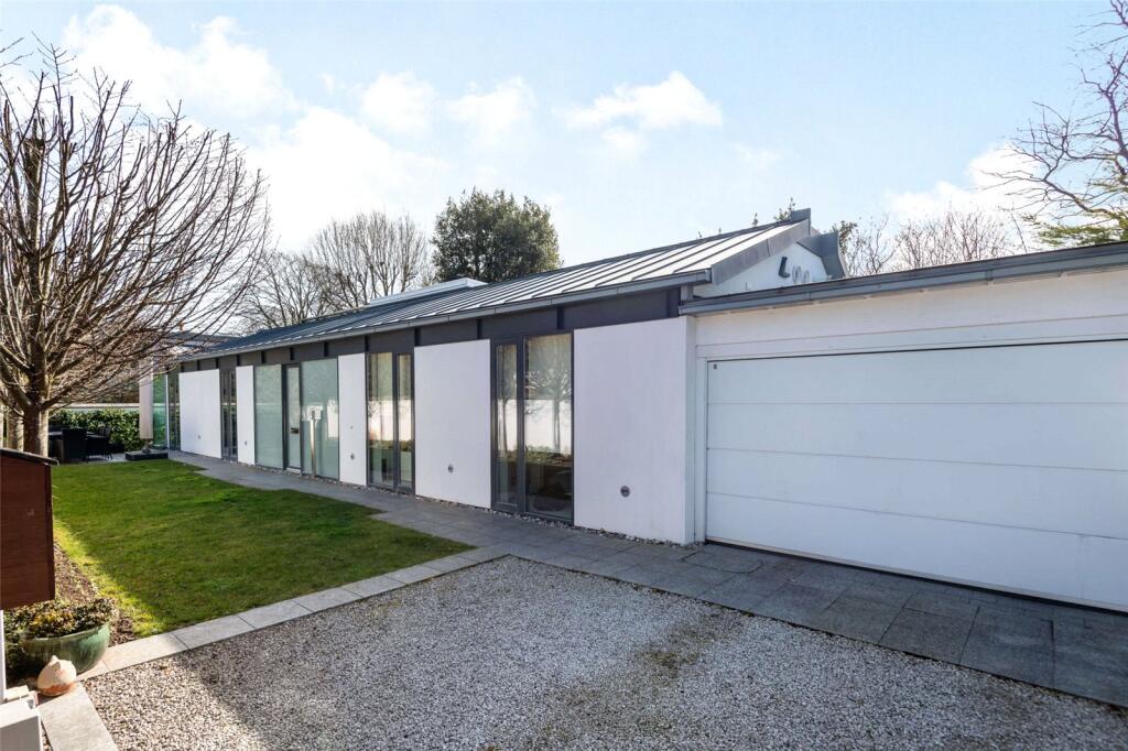 Main image of property: Glebe Road, Cambridge, CB1