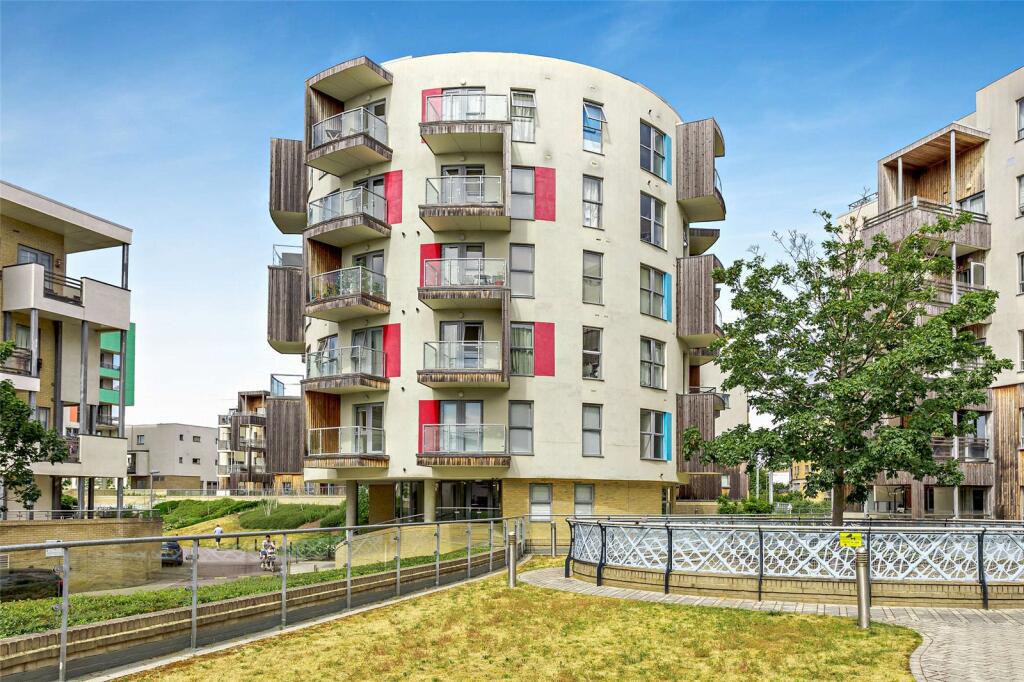 Main image of property: Glenalmond Avenue, Cambridge, CB2