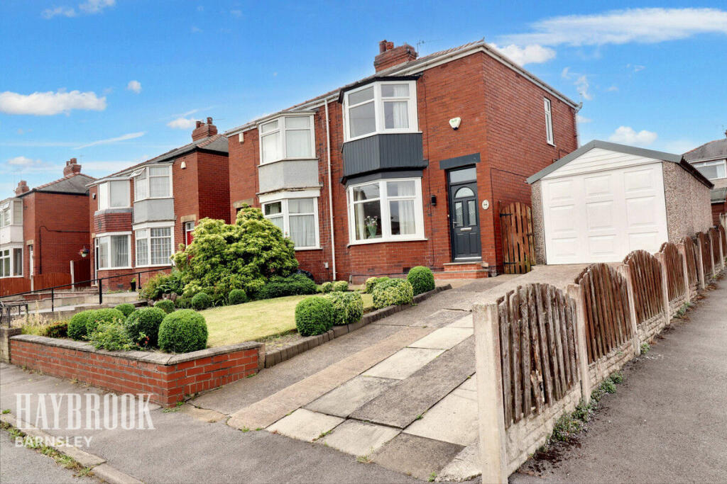2 bedroom semidetached house for sale in Broomhead Road, Wombwell, S73