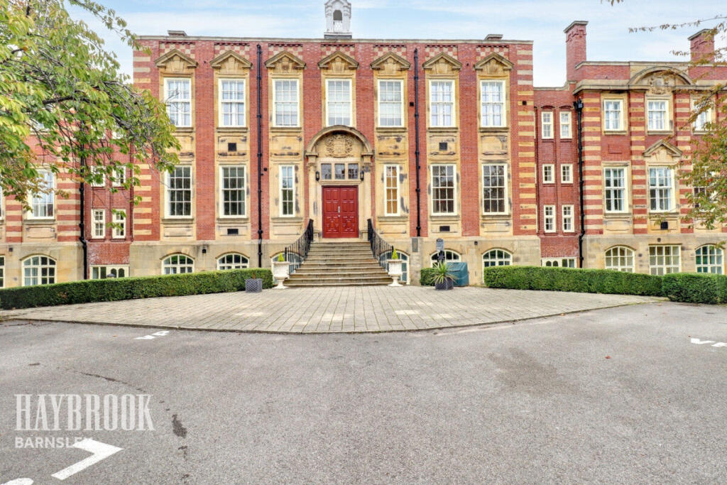 Main image of property: Huddersfield Road, Barnsley