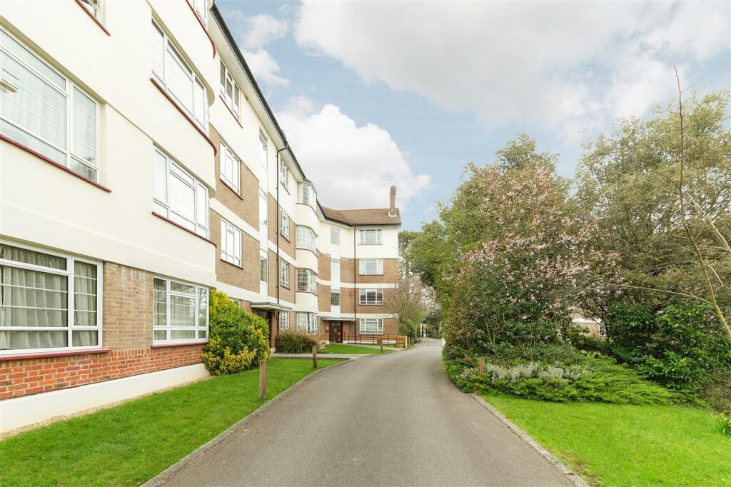 2 bedroom apartment for sale in Edge Hill Court, Wimbledon, Wimbledon, SW19
