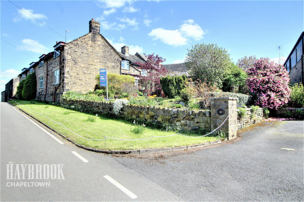 3 bedroom country house for sale in Whitley Lane, Grenoside, S35