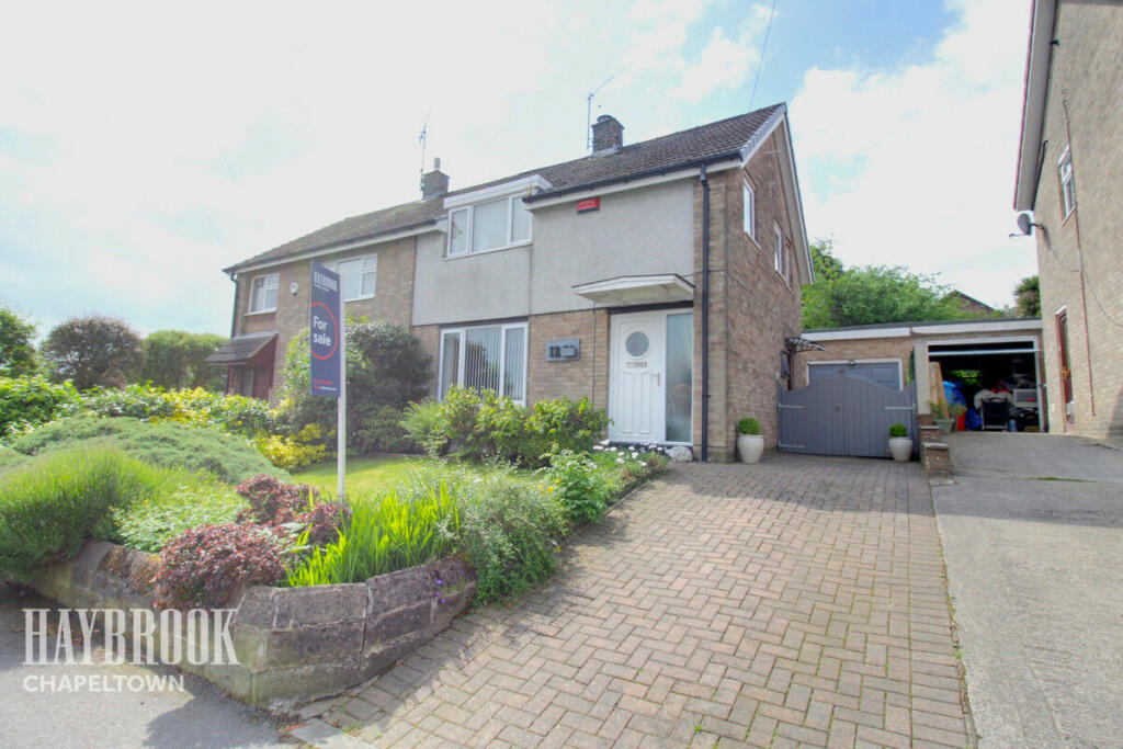 3 bedroom semidetached house for sale in Milton Road, Burncross, S35