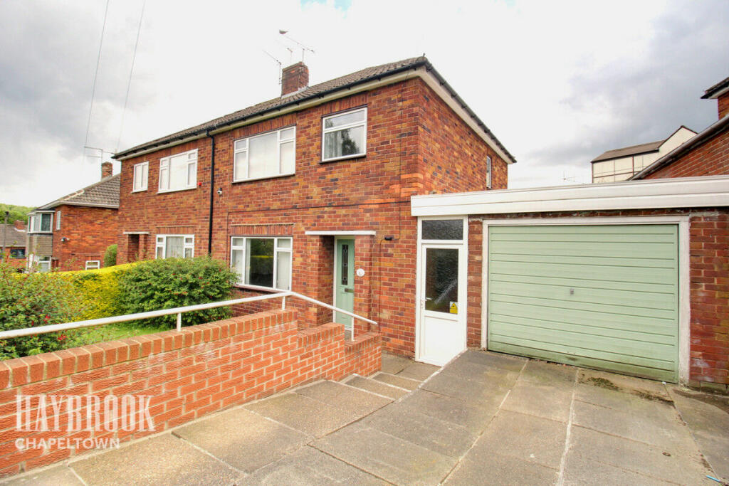 3 bedroom semidetached house for sale in Cumberland Crescent