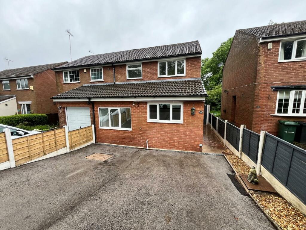 3 bedroom semidetached house for rent in Merlewood, Edenfield