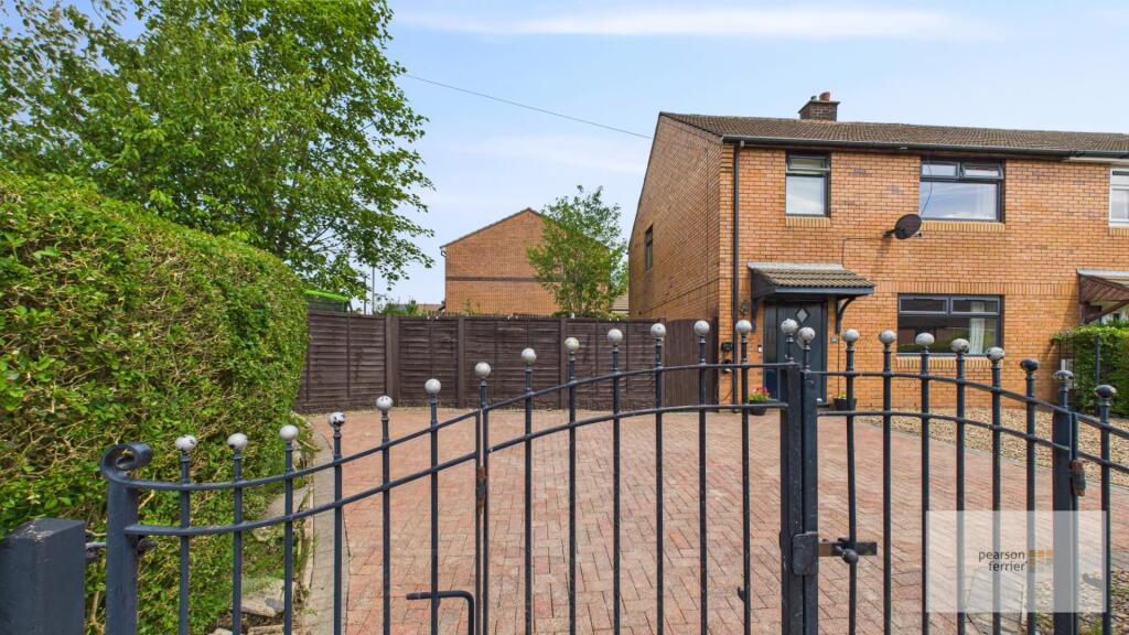 3 bedroom town house