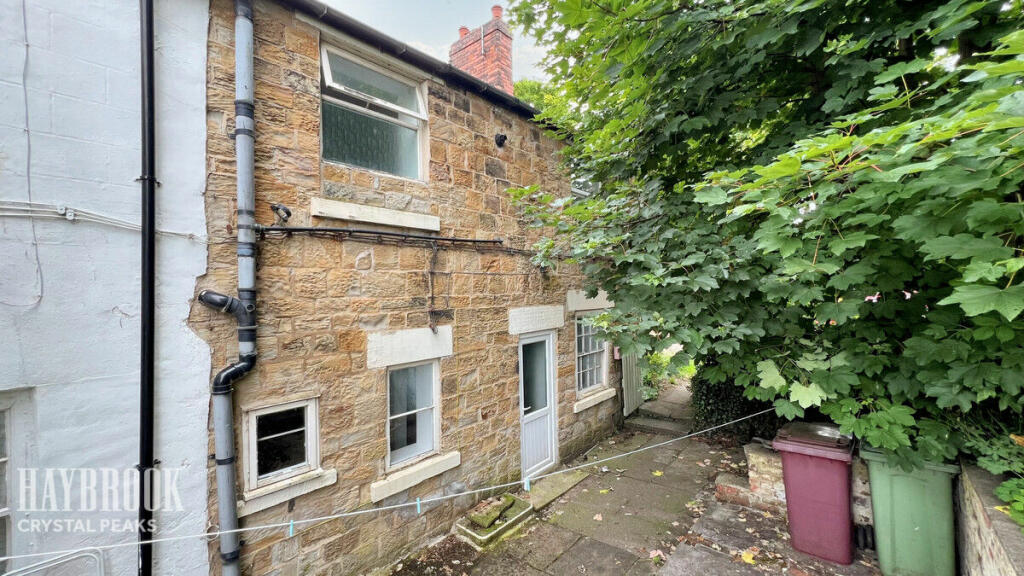 2 bedroom cottage for sale in High Street, Eckington, S21