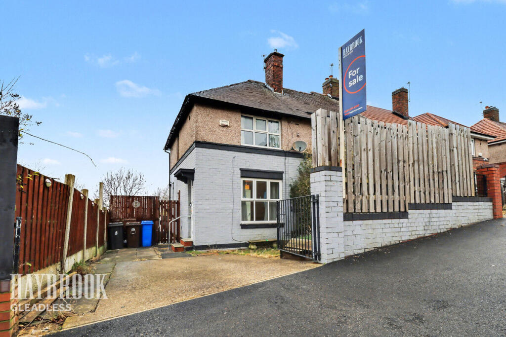 Main image of property: Eastern Crescent, Sheffield