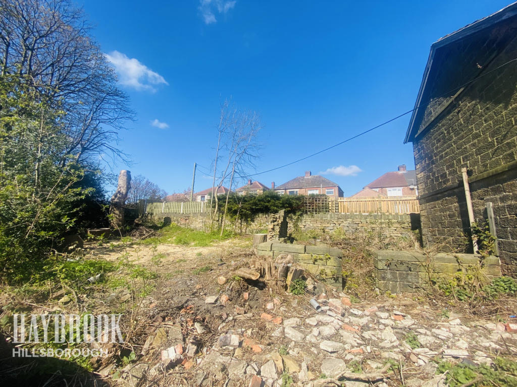 1 bedroom barn conversion for sale in The Grange Halifax Road