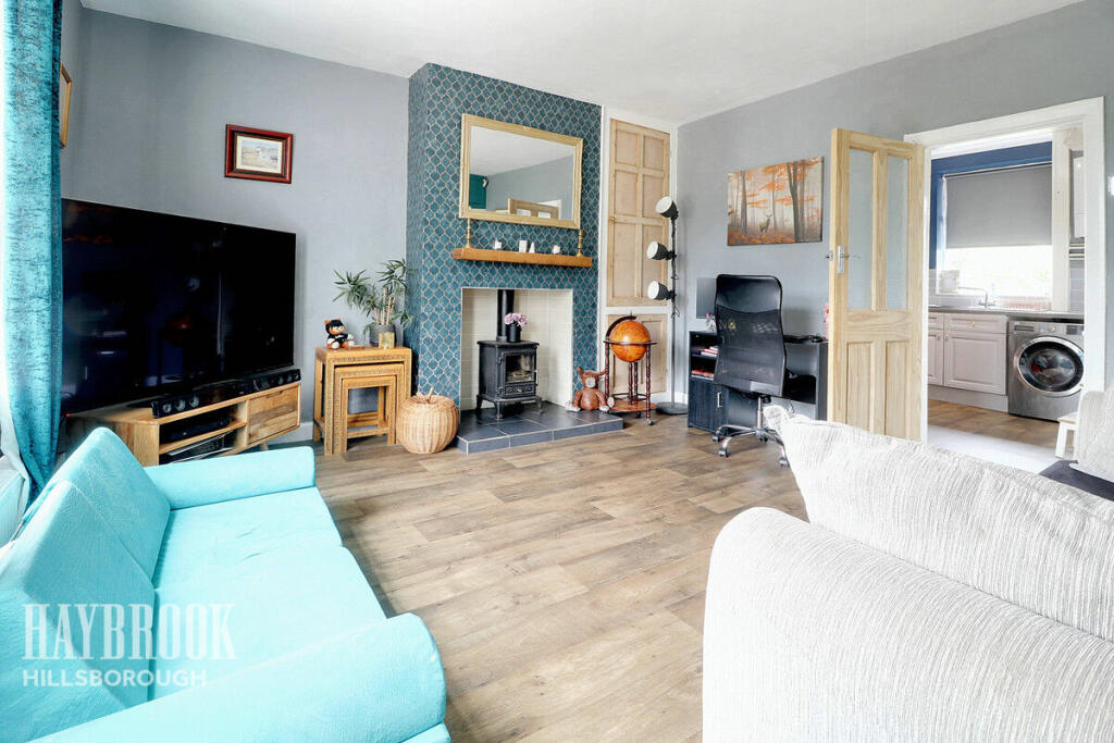 3 bedroom semidetached house for sale in Crowder Road, Sheffield, S5