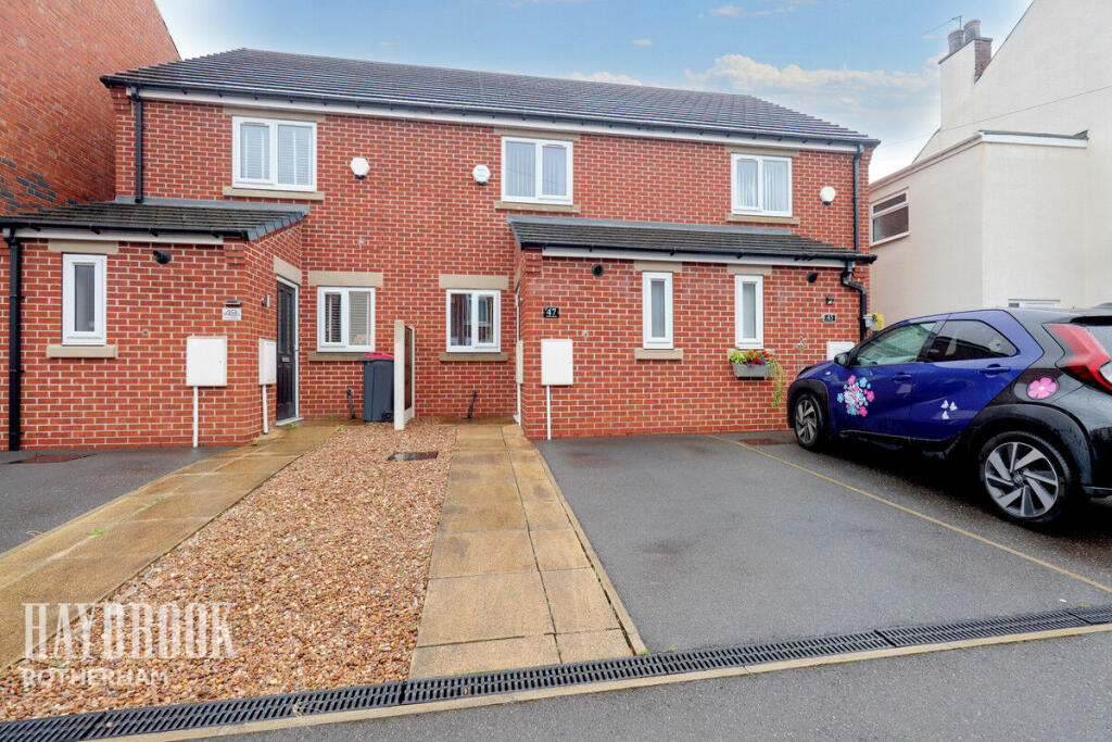 2 bedroom terraced house for sale in South Street, Rawmarsh, S62