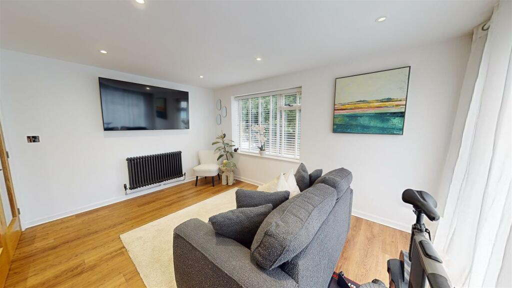 Additional property image - Vento Close, Wibsey, Bradford