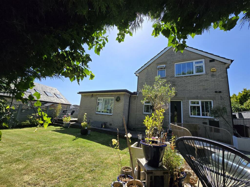 Additional property image - Vento Close, Wibsey, Bradford