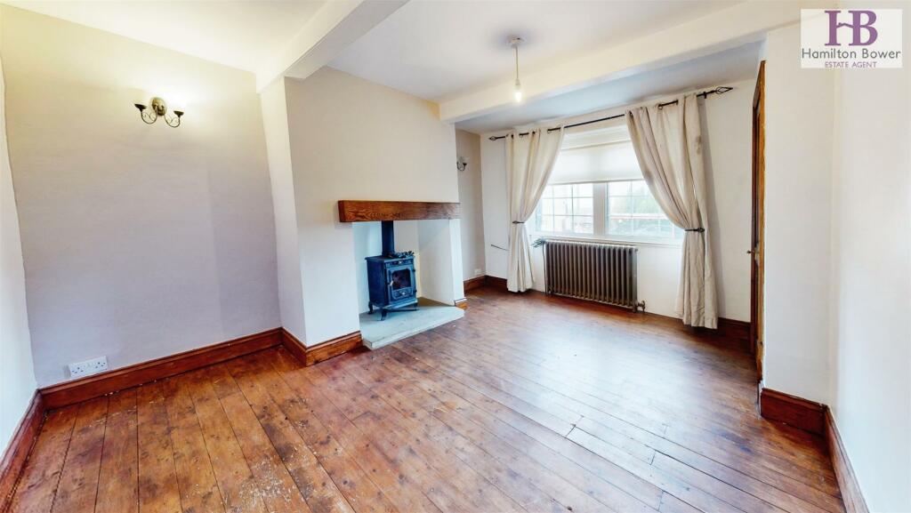 Additional property image - Scarlet Heights, Queensbury, Bradford