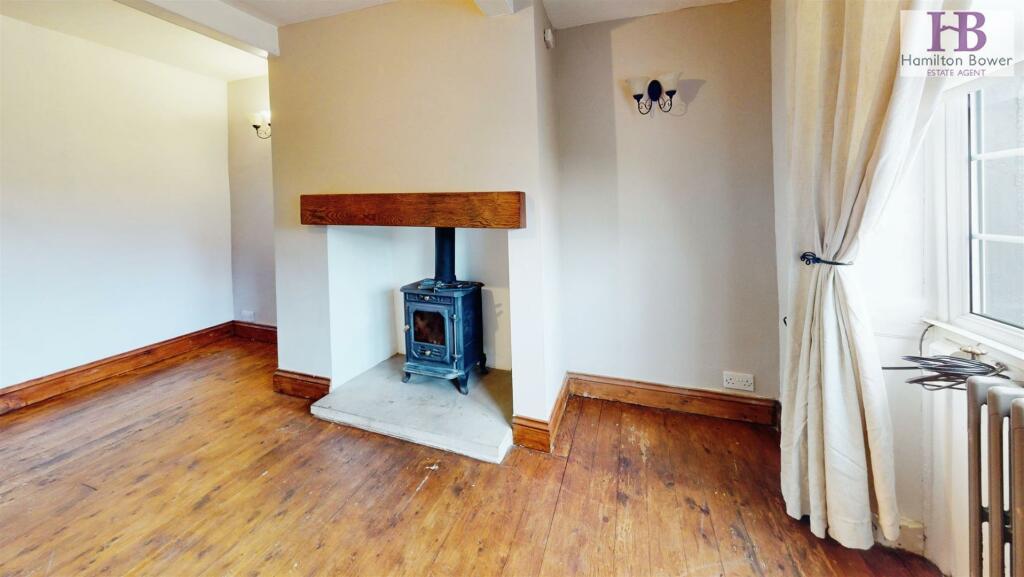 Additional property image - Scarlet Heights, Queensbury, Bradford