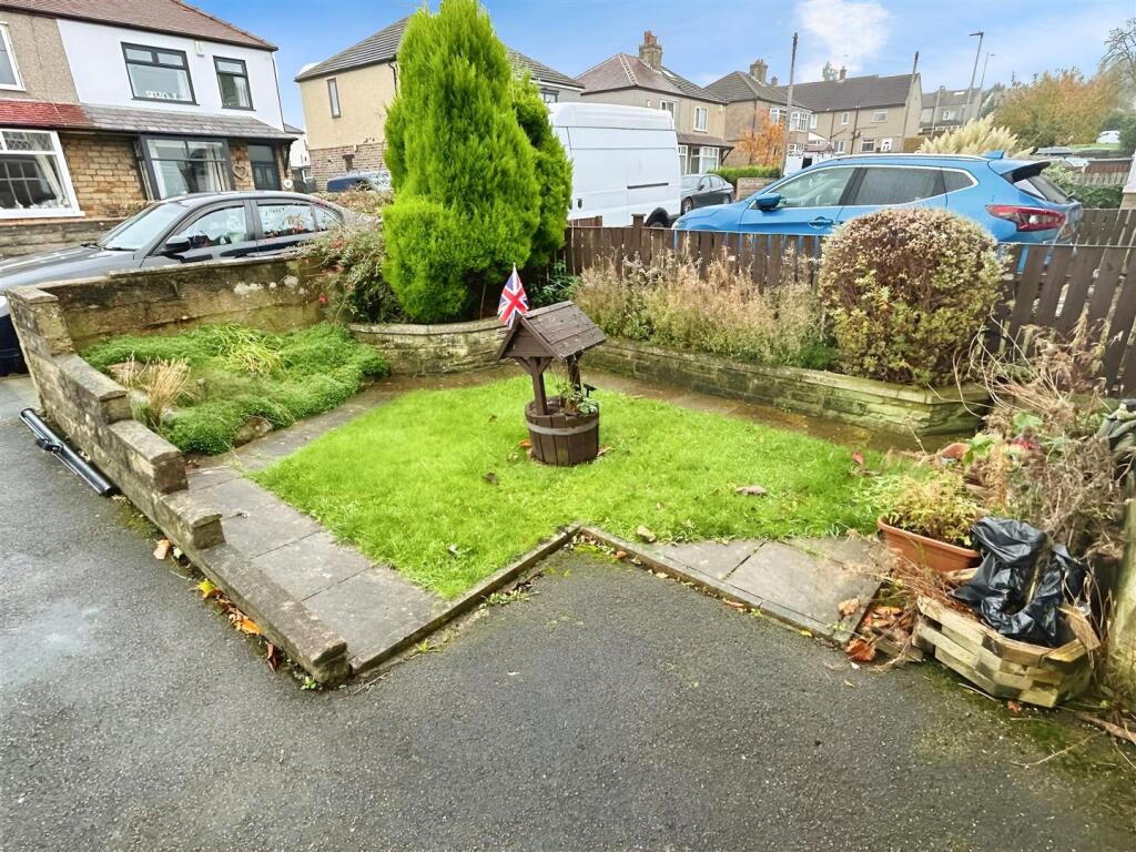 Additional property image - Glenaire, Shipley, Bradford