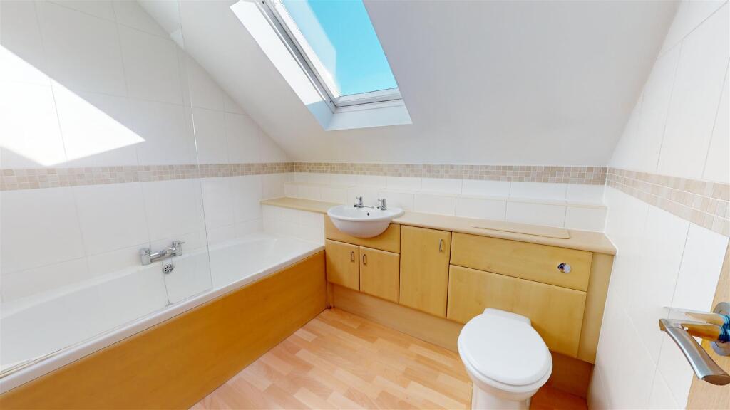 Additional property image - The Avenue, Clayton, Bradford