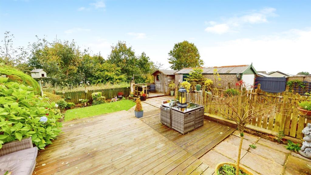 Additional property image - Beacon Road, Wibsey, Bradford