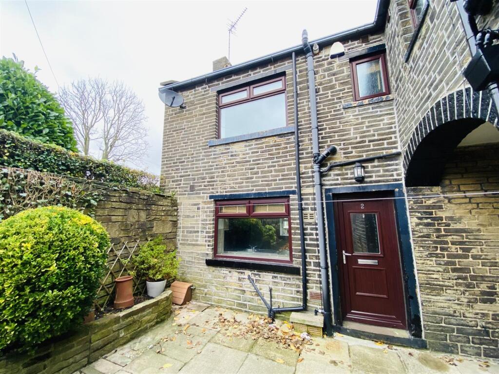 Main image of property: Spring Head, Shelf, Halifax