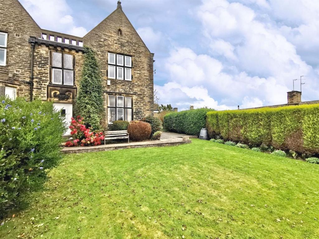 3 bedroom semidetached house for sale in Park Villa, Northowram
