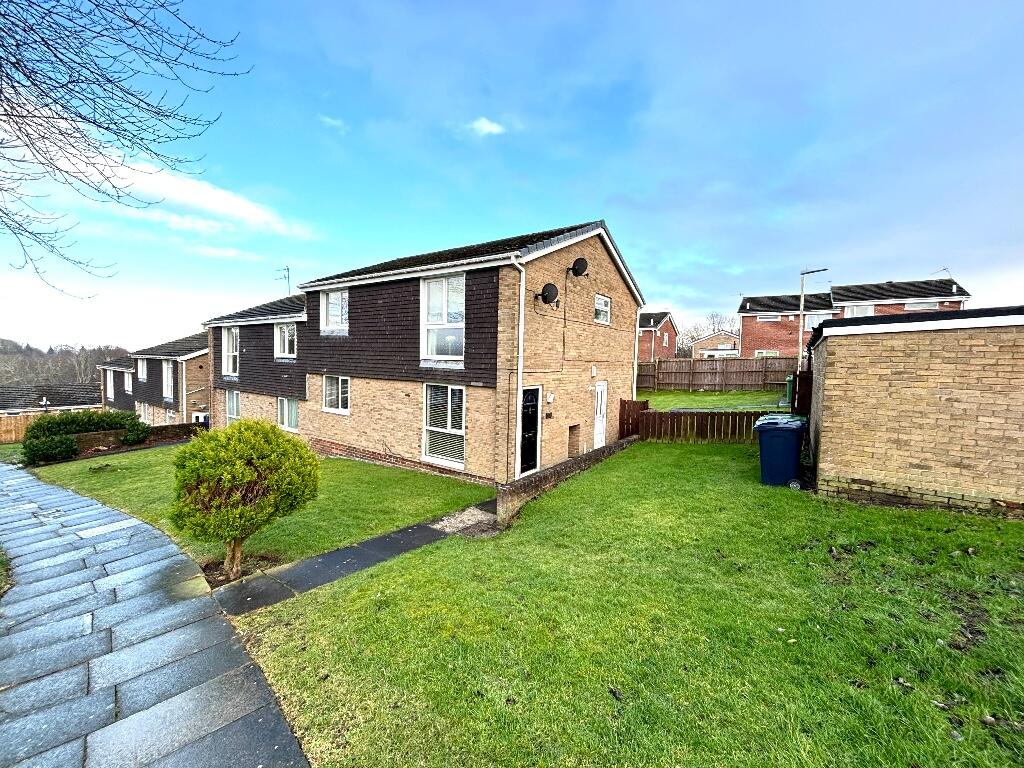 2 bedroom flat for sale in Calder Walk, NE16